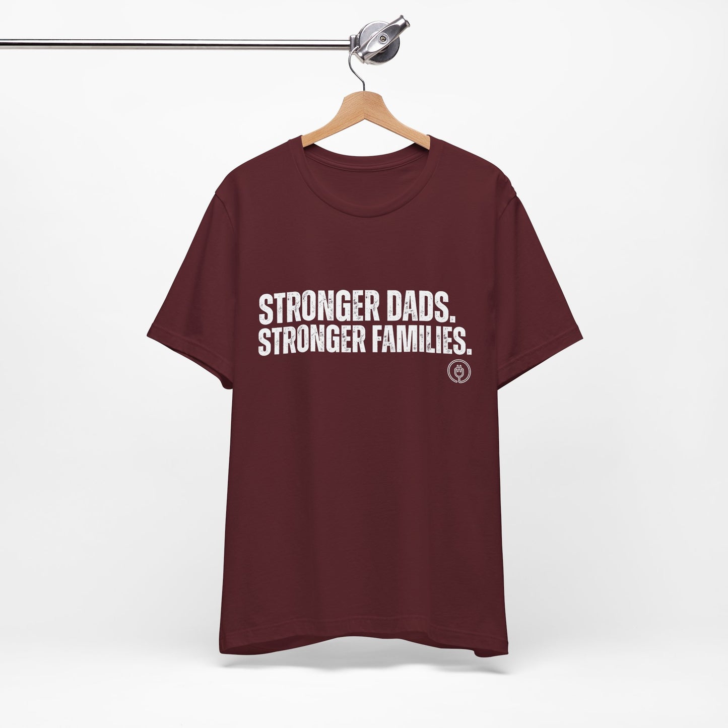 Strong Fathers Tee — "Stronger Dads. Stronger Families." Patriotic Family Pride T‑Shirt